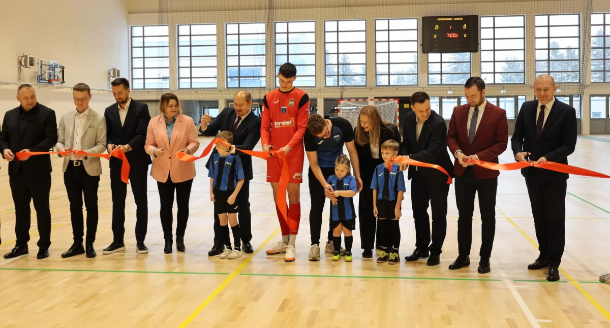 Zmodernizowana hala sportowo-widowiskowa MOSiR w Jarosławiu oficjalnie otwarta [ZDJĘCIA]