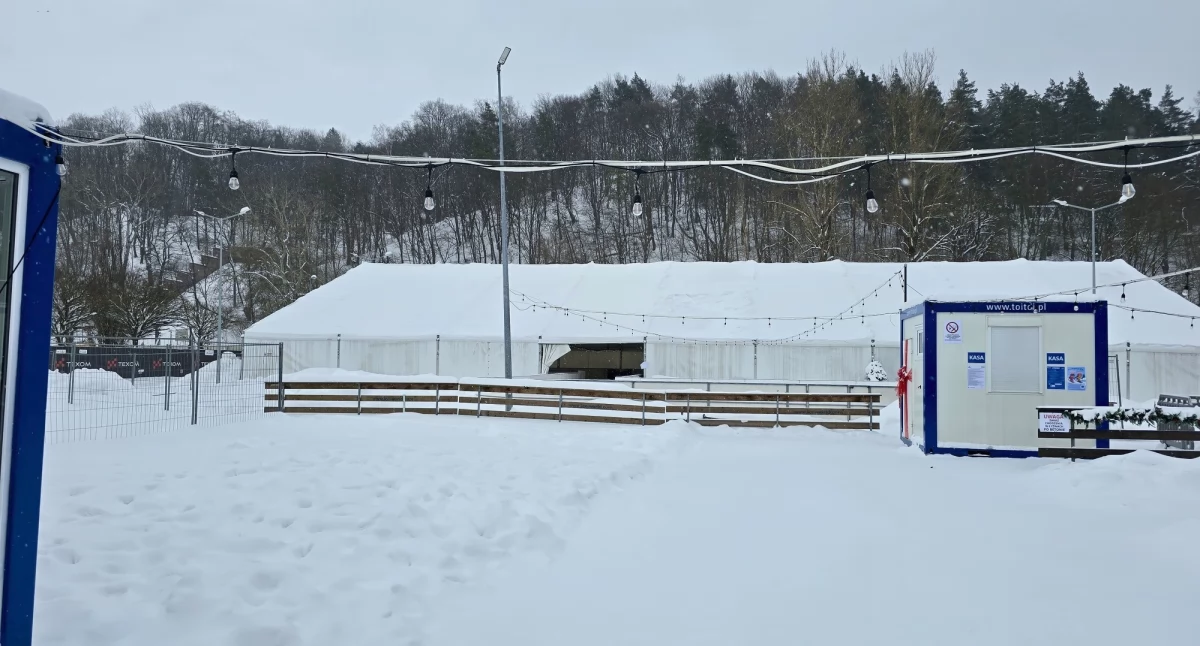 POSiR dmucha na zimne. Lodowisko zamknięte do odwołania ze względów bezpieczeństwa