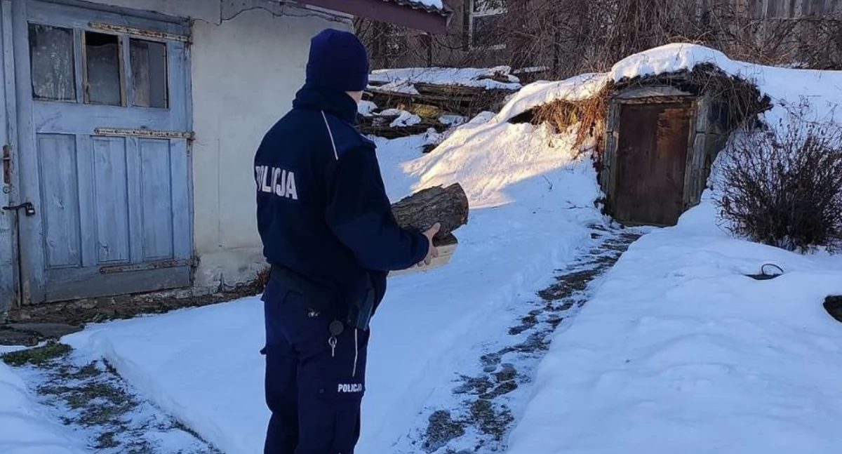 Mundurowi zabezpieczyli potrzeby samotnie zamieszkującego 61-latka