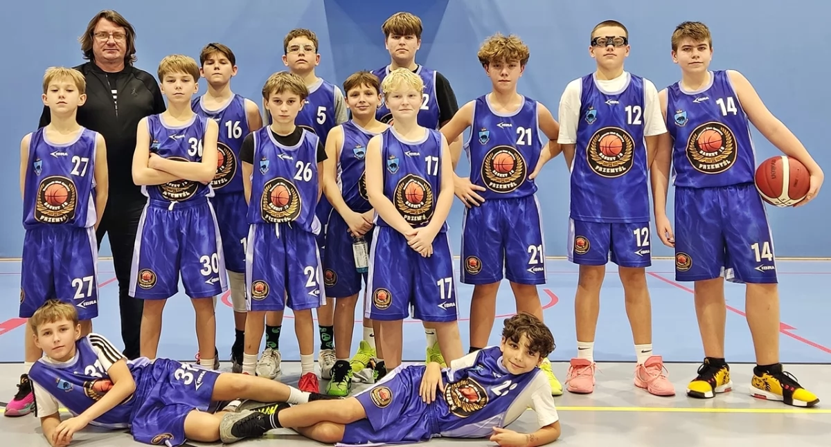 UKS Basket 15 Przemyśl mistrzem i wicemistrzem Podkarpacia