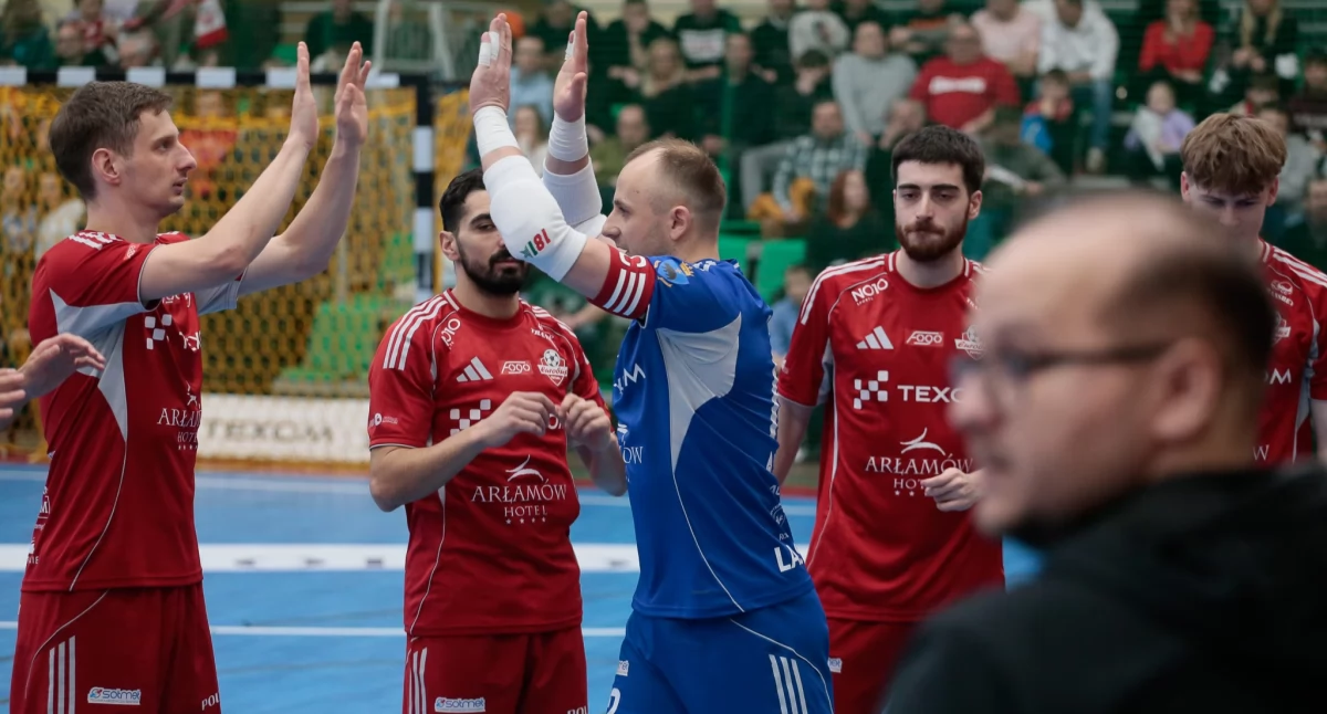 Żadnych wątpliwości w Bochni. Texom Eurobus Przemyśl znowu gromi. 100. gol Daniła Abakszyna!