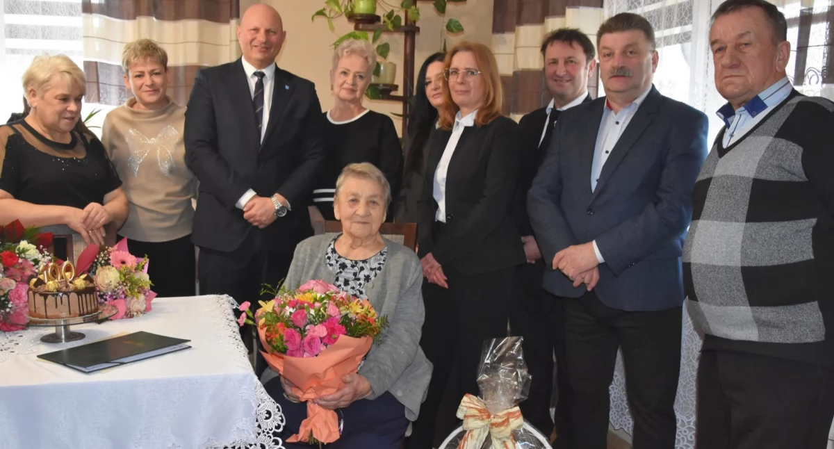 200 lat dla jubilatki! Życie pani Cecylii to skarbnica bogatych doświadczeń i siły ducha [ZDJĘCIA]
