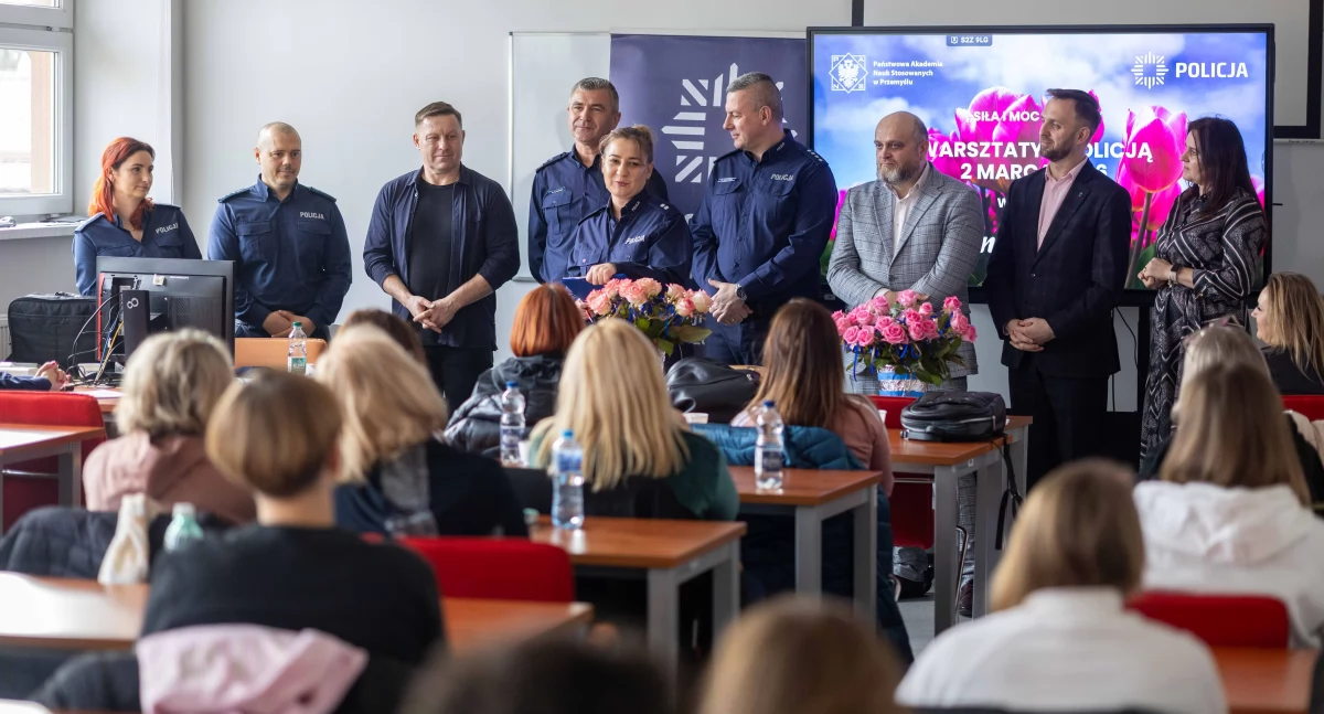 Kobiety bezpieczne i świadome – spotkanie z Policją w murach PANS w Przemyślu