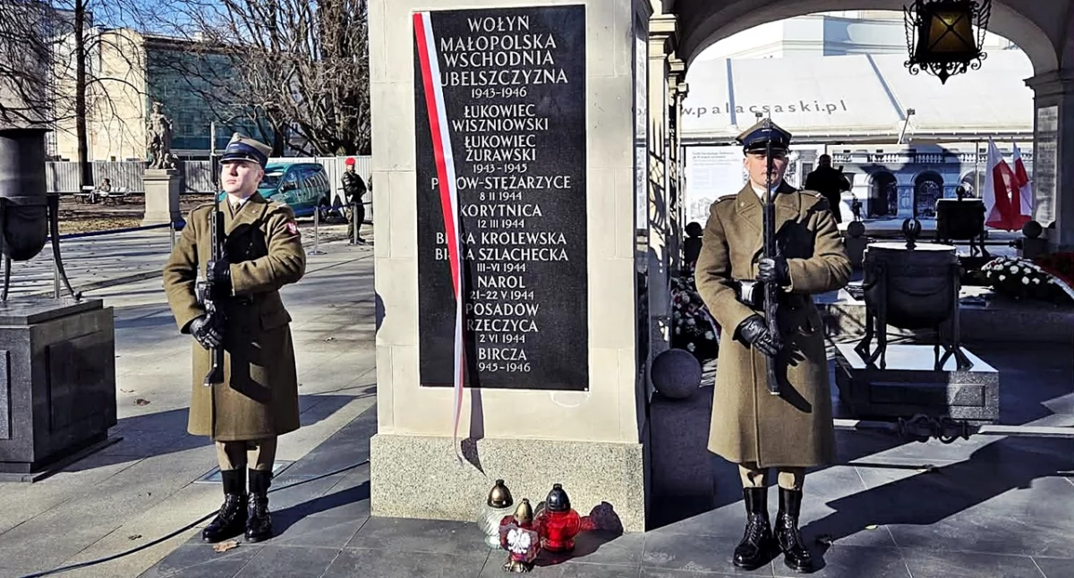 Bircza „wróciła” na tablice Grobu Nieznanego Żołnierza w Warszawie [ZDJĘCIA]