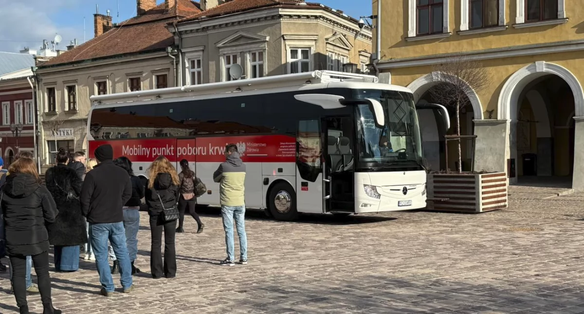 Podzielili się życiem. Krwiobus znów zawitał do Jarosławia