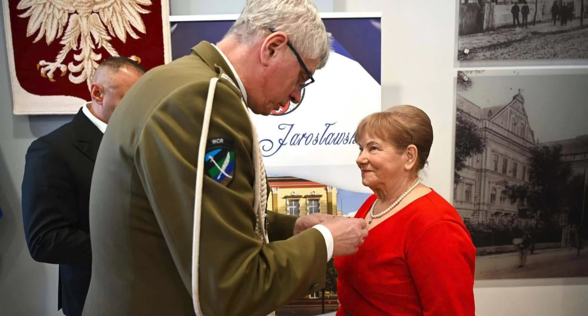 Dumna mama trzech żołnierzy odznaczona
