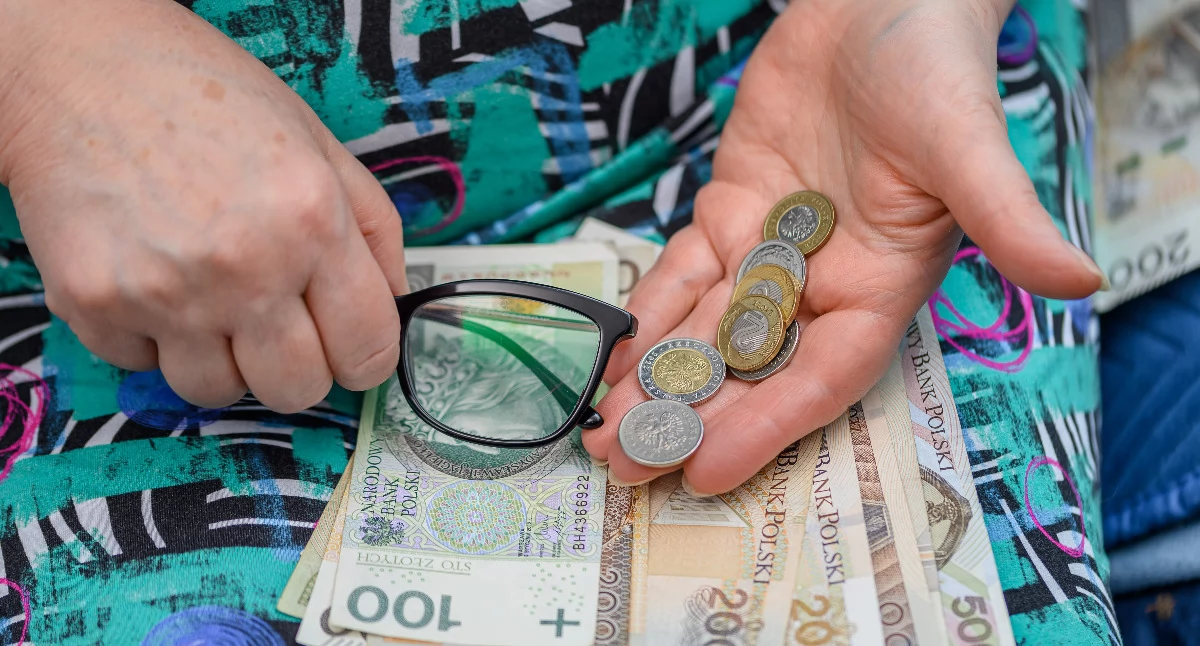 Uwaga na nieuczciwych pośredników! Za oferowaną pomoc biorą niekiedy horrendalne stawki