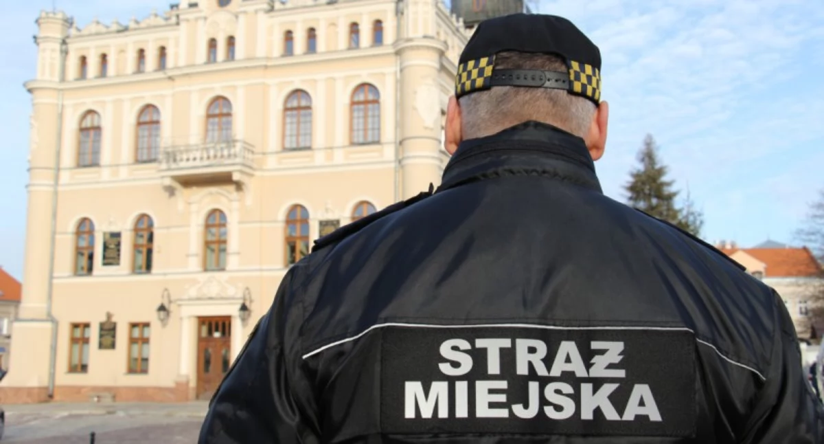 Nowy samochód dla straży miejskiej. Czy taki wydatek jest zasadny?