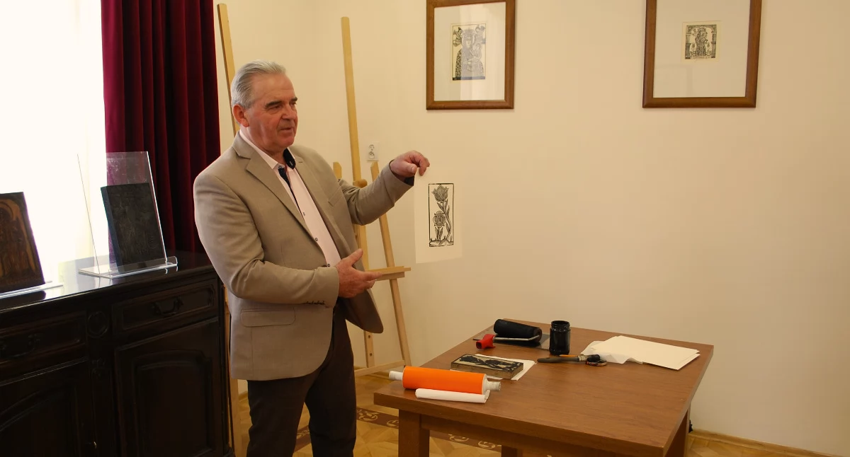 Drzeworyt płazowski w pałacowych wnętrzach