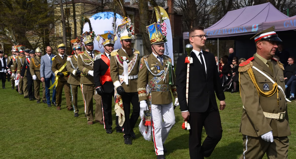 XVIII Gminna Parada Straży Grobowych w Urzejowicach za nami [ZOBACZ ZDJĘCIA]