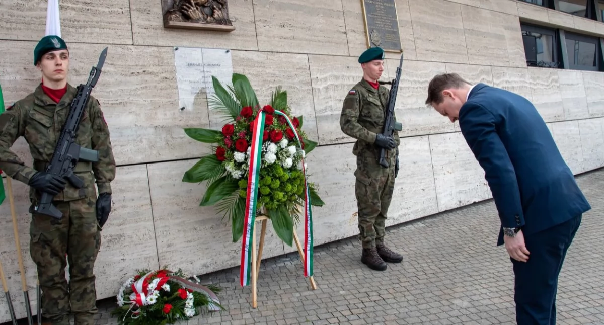 Węgier, który postanowił związać swoje życie z Polską. W Przemyślu upamiętniono kapitana Emanuela Korompaya [ZDJĘCIA]