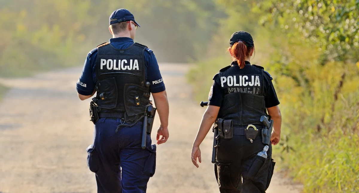 Czujność rodziny i sprawna akcja jarosławskich policjantów pomogły 75-letniej kobiecie 
