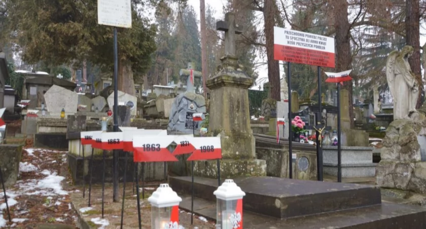 Społeczna akcja IPN już w ten piątek. Przyłącz się do sprzątania powstańczych grobów