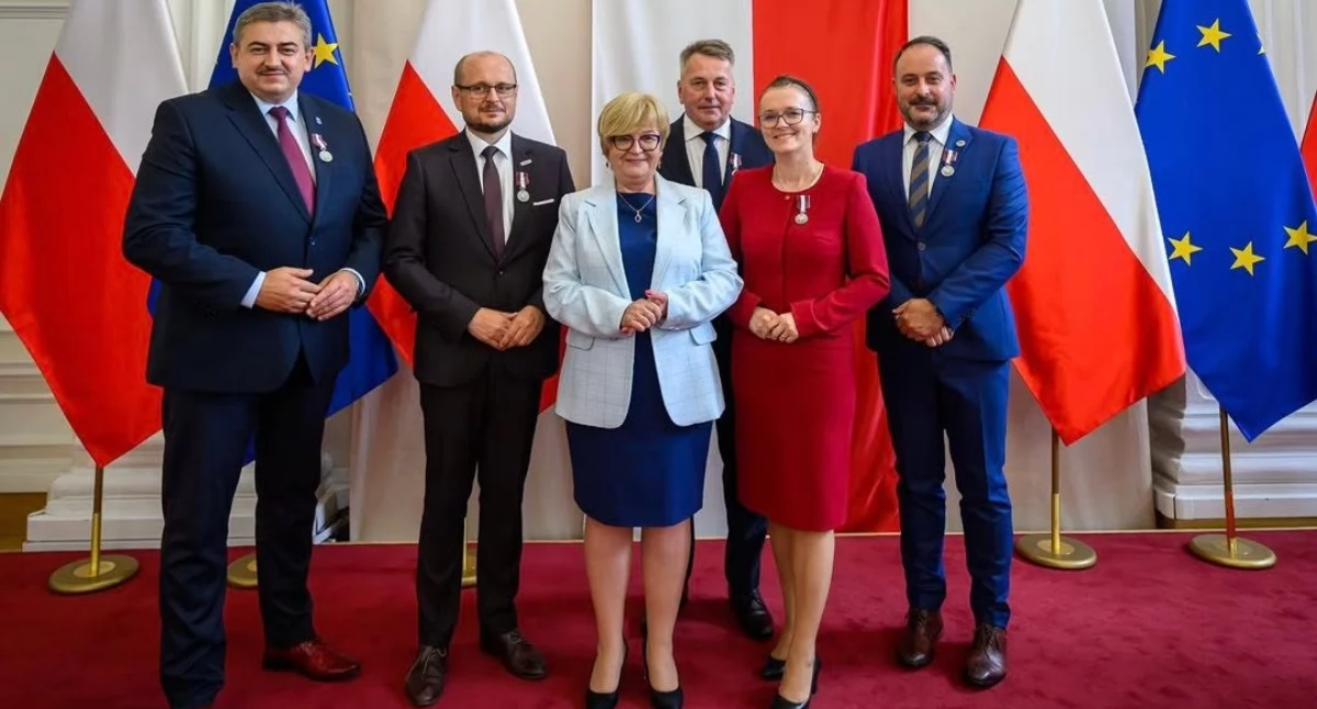 Medale za pracę dla samorządu [ZDJĘCIA]