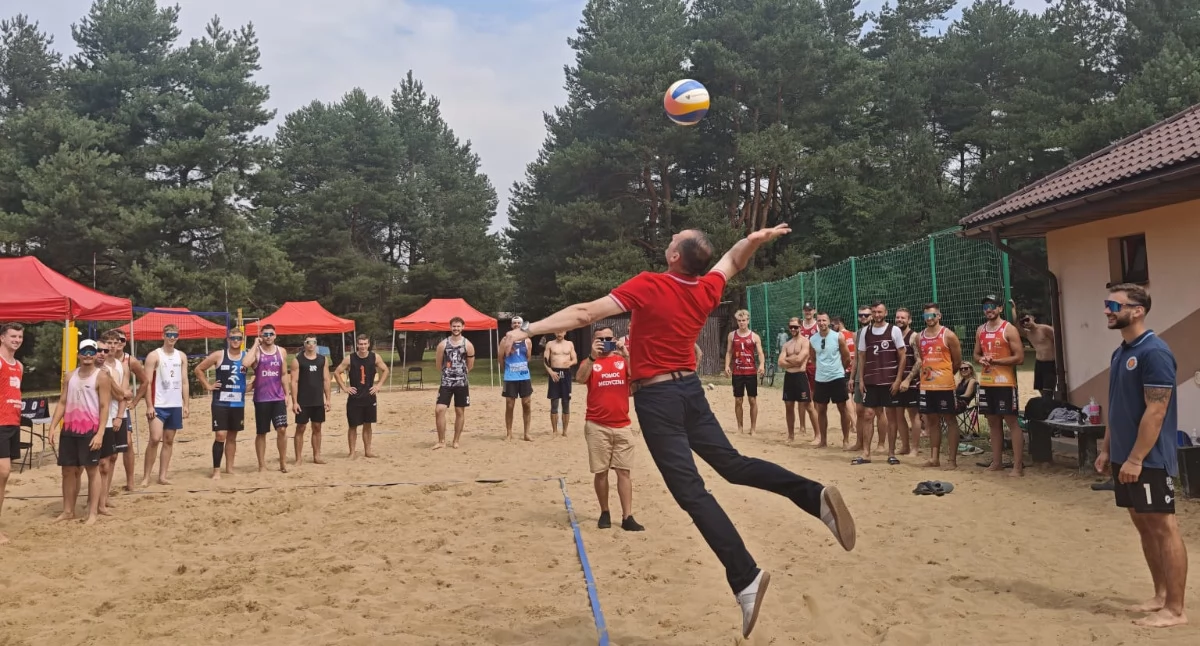 Mistrzostwa Podkarpacia w siatkówce plażowej w Radawie [ZOBACZ ZDJĘCIA]