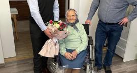 Kwiaty i prezenty dla jubilatki! Pani Maria skończył&hellip;