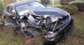 Jechał za szybko, skasował BMW