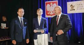 Jakub Kowalczyk najzdolniejszy. Nagrodę odebrał od marszałka Ortyla