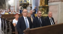  Czy radni powinni uczestniczyć w miejskich uroczystościach?
