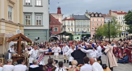 Roztańczony przemyski Rynek – „Chrzciny – Pępkowiny”&hellip;