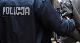 Zaatakował mężczyznę siedzącego na ławce. Wszystko d&hellip;