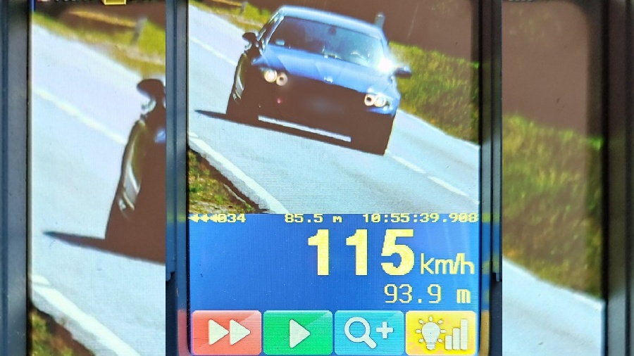 23-latek przekraczając dozwoloną prędkość o 75km/h