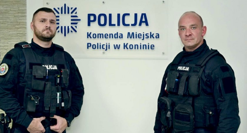  Siedział na krawędzi wiaduktu, miał myśli samobójcze - uratowali go policjanci