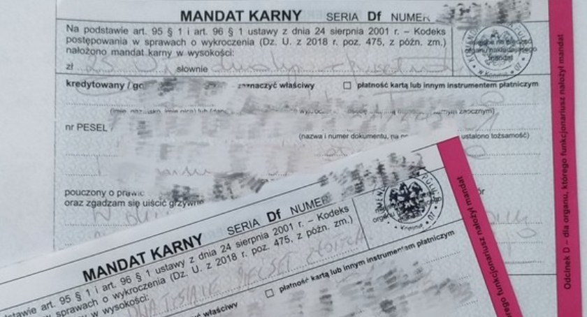 Sześciu nietrzeźwych rowerzystów.