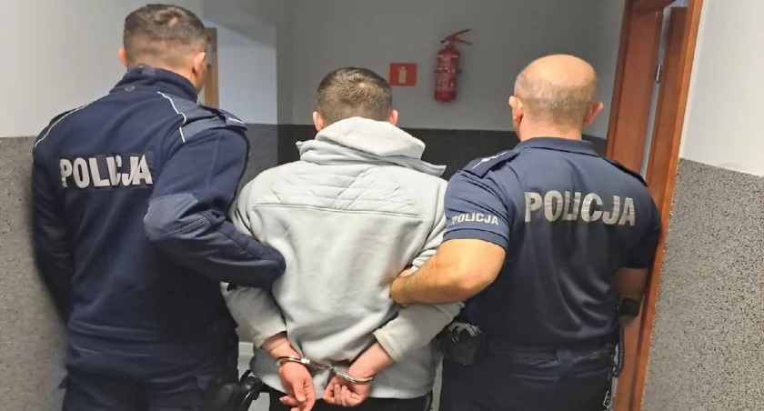 19-latek zatrzymany po pościgu z promilami