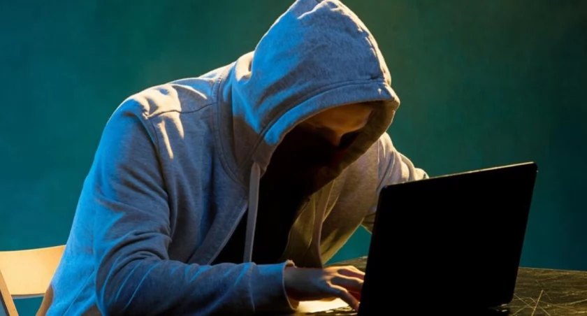 Oszukani w internecie na ponad 100 000 zł