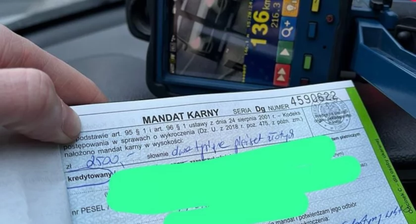 Pirat pędził w terenie zabudowanym o 76 km za szybko
