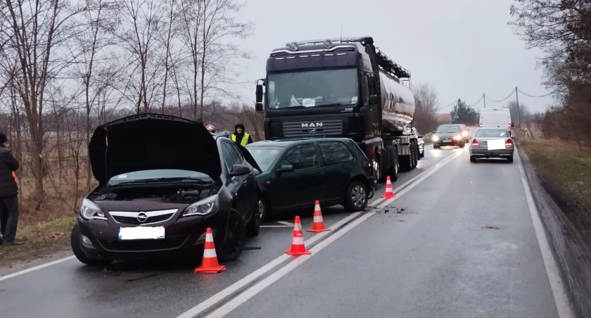 Wypadek na drodze wojewódzkiej nr 263