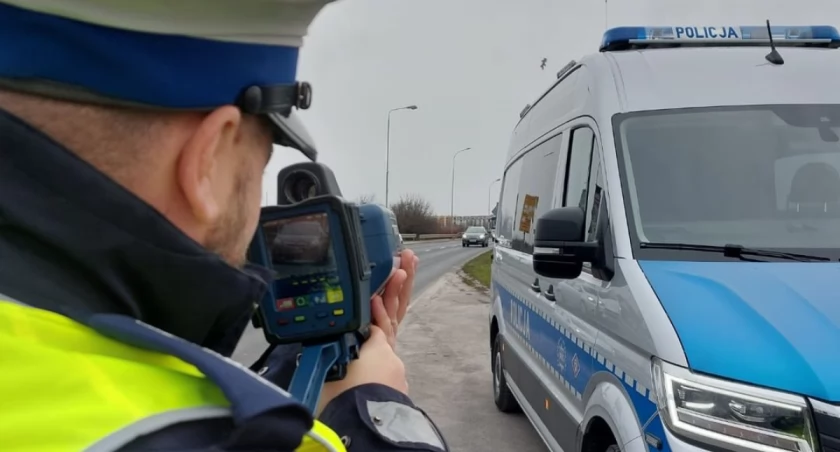 3100 zł i 18 pkt to kara dla 19-latka 