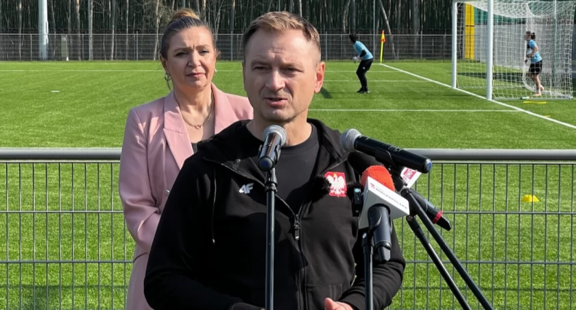 Minister ogłasza program wsparcia żeńskich Akademii piłkarskich