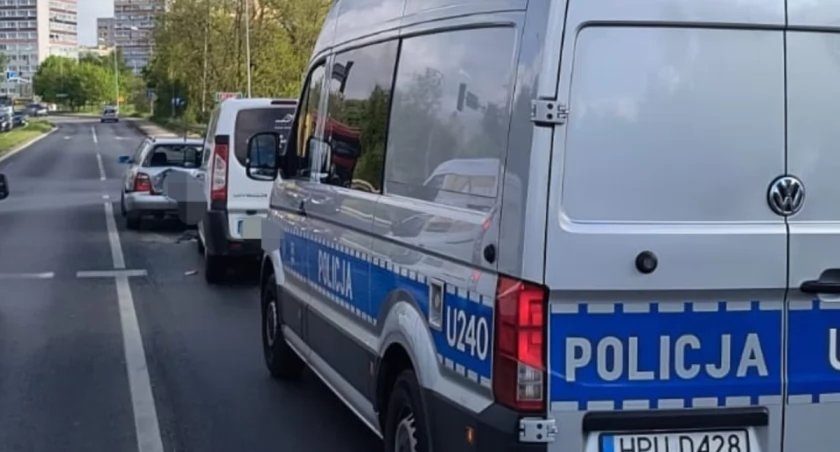Wypadek na skrzyżowaniu ul.Warszawskiej z Przemysłową