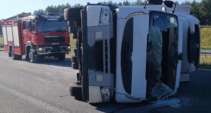 Wypadek na autostradzie A2