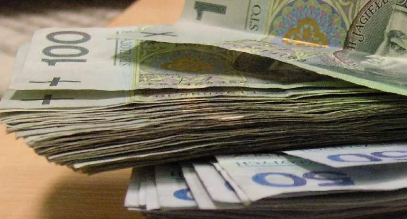 61-latek w wyniku oszustwa stracił ok 80 tys zł