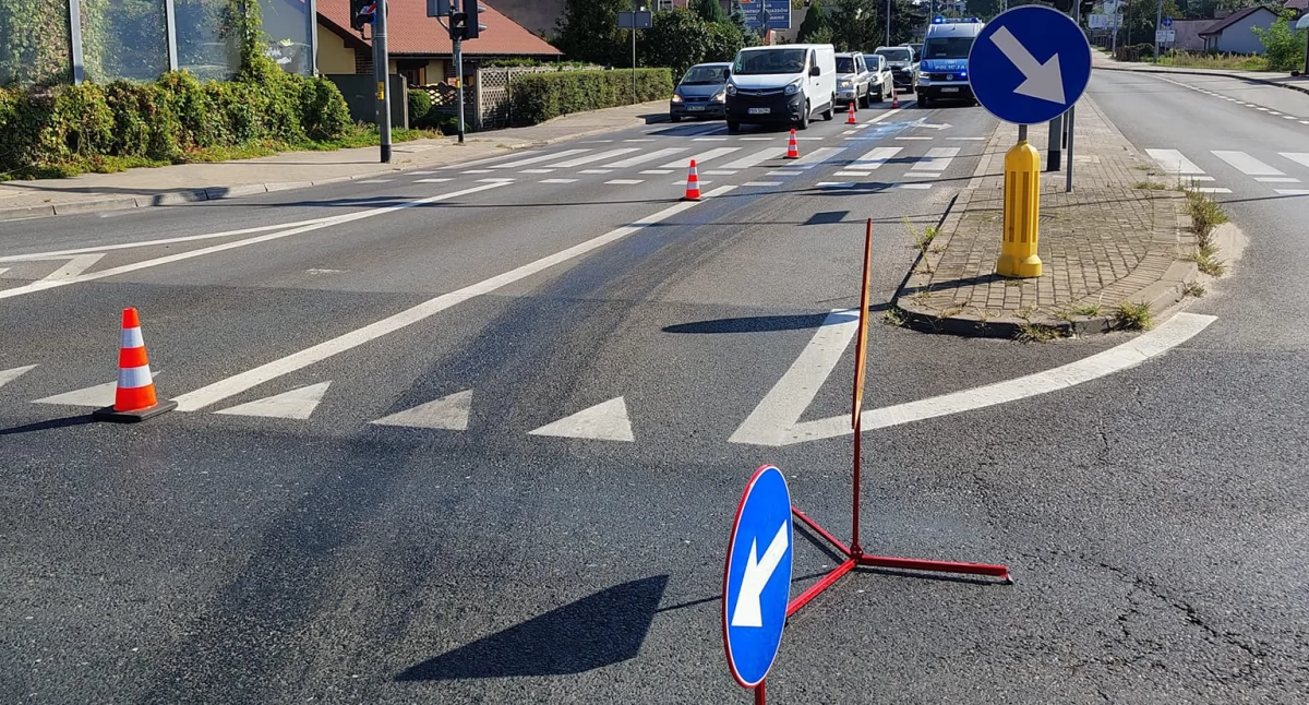 Utrudnienie w ruchu na skrzyżowaniu ul. Zagórowskiej z ul. Trasa Bursztynowa