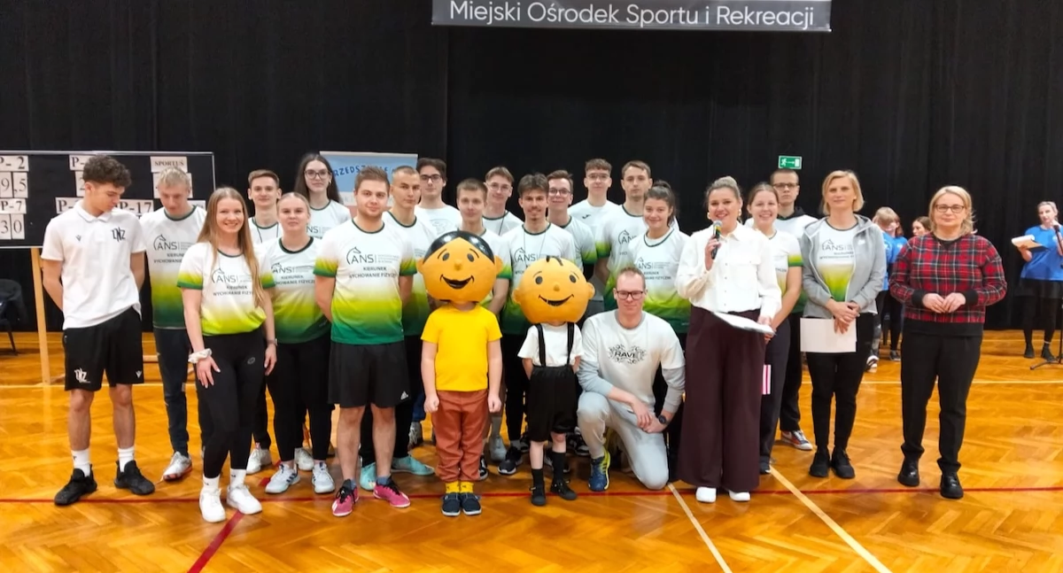  Finałowe rozgrywki XIX Olimpiady Sportowej z Bolkiem i Lolkiem