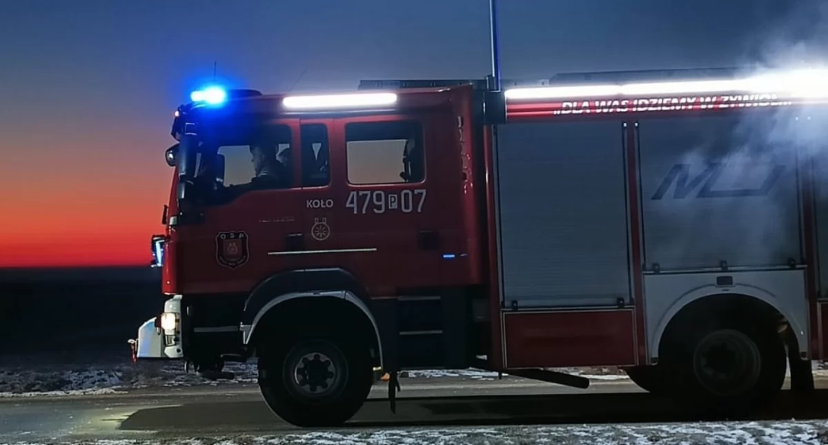 Zderzenie dwóch pojazdów osobowych w miejscowości Kościelec