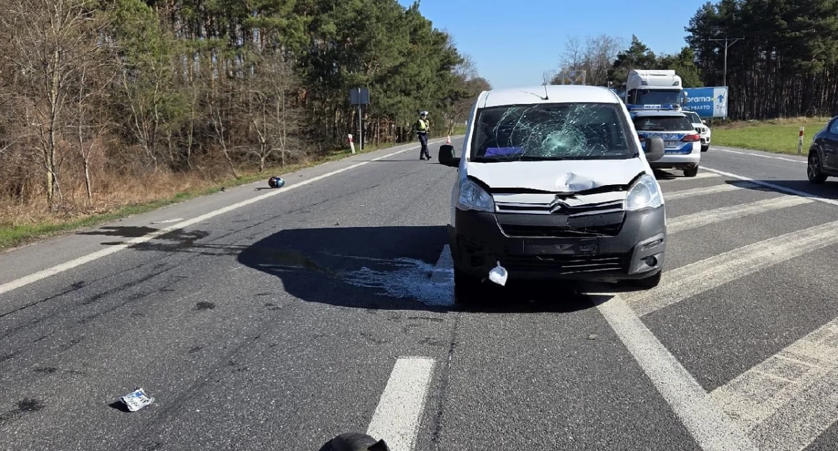 Zderzenie motocyklisty z osobówką