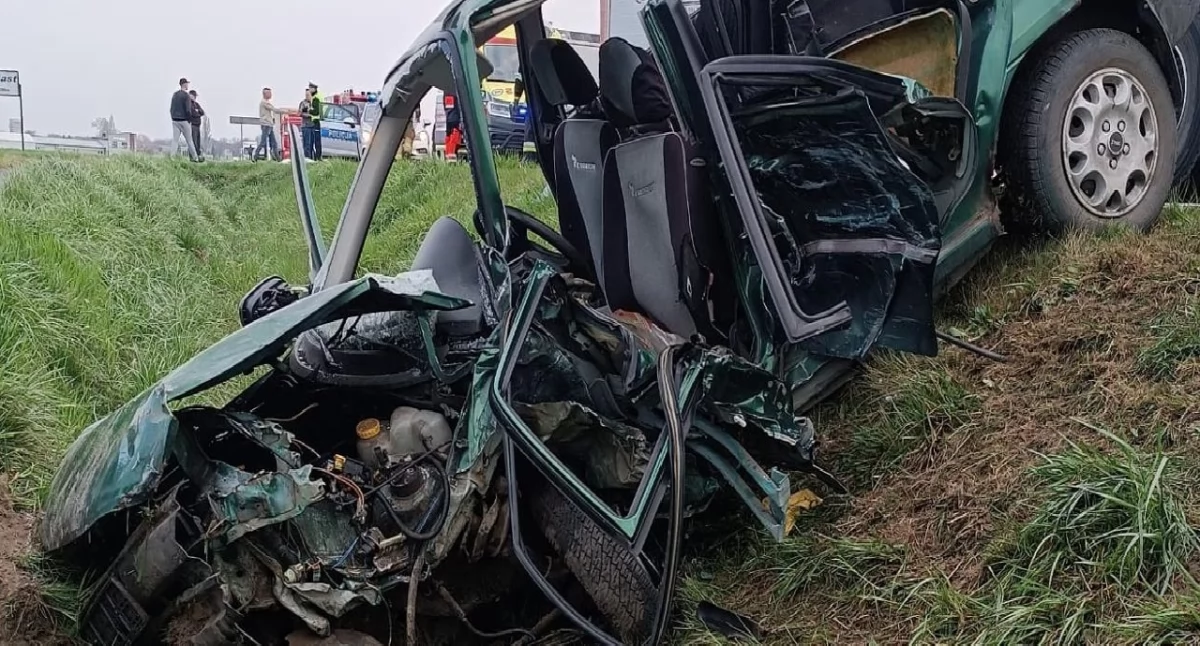 Wypadek w miejscowości Leszcze na DW 470