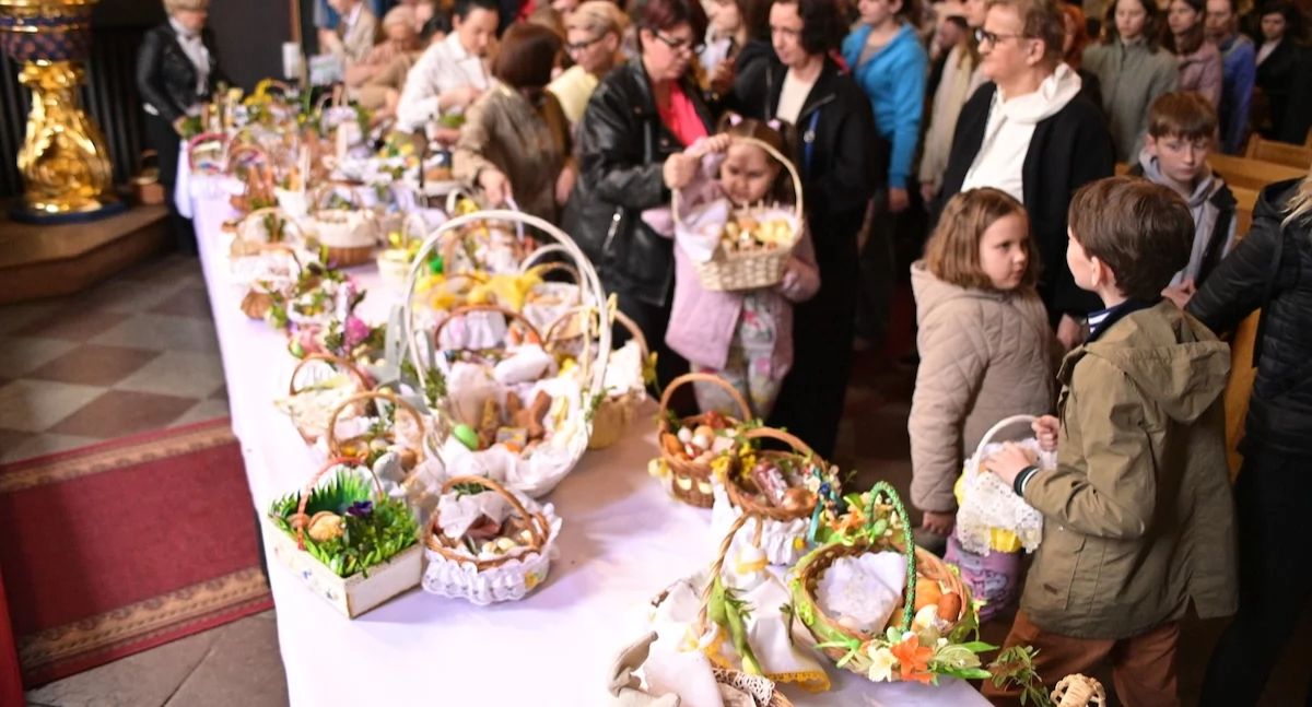 Święcenie pokarmów – tradycja Wielkiej Soboty