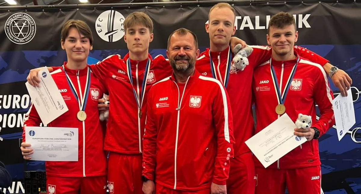 Drużyna szablistów z brązowym medalem Mistrzostw Europy U23