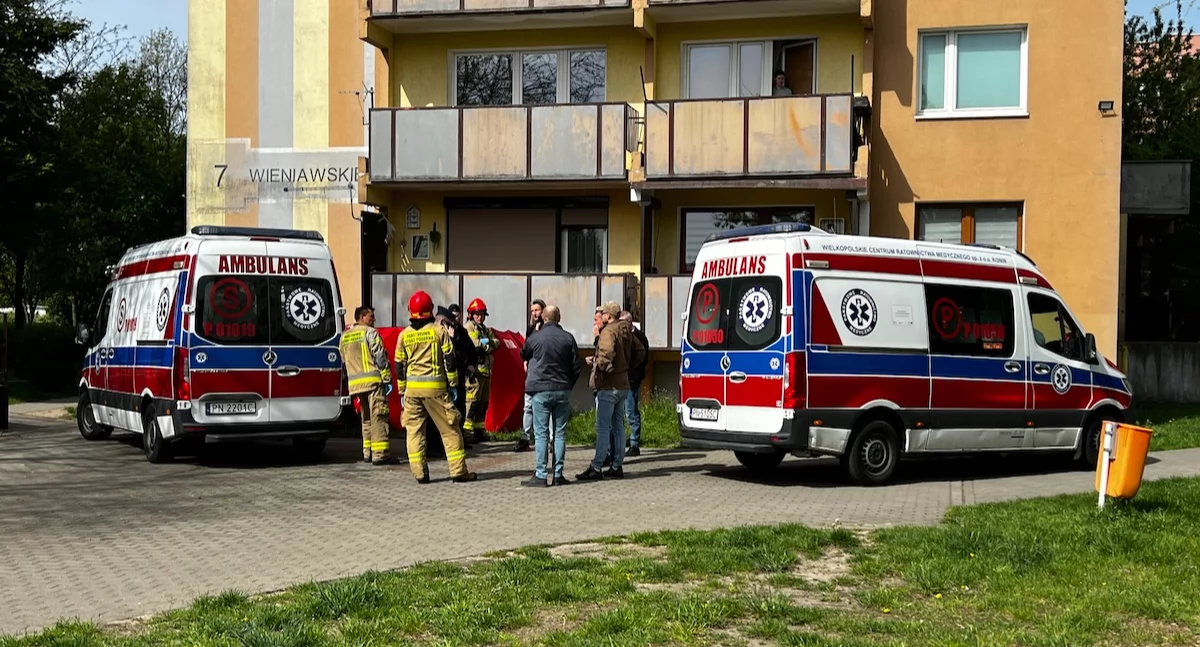 Tragiczny poranek w Koninie. Nie żyją młoda kobieta i niemowlę