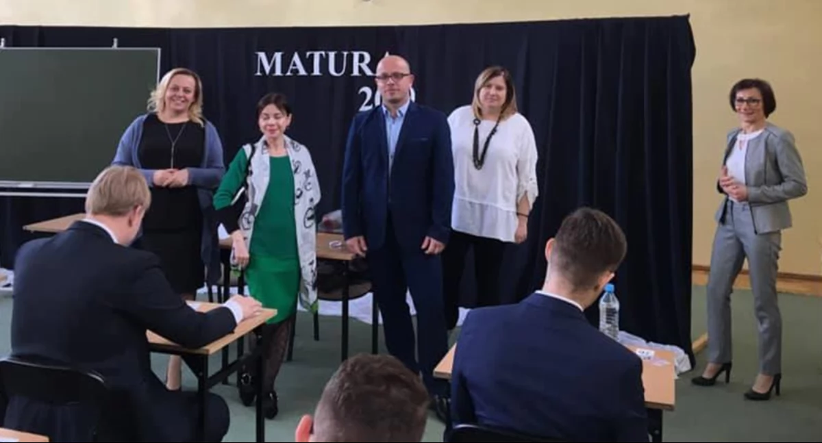 Ruszyły matury. Ponad 1200 uczniów z regionu Konina przystąpi do egzaminu dojrzałości