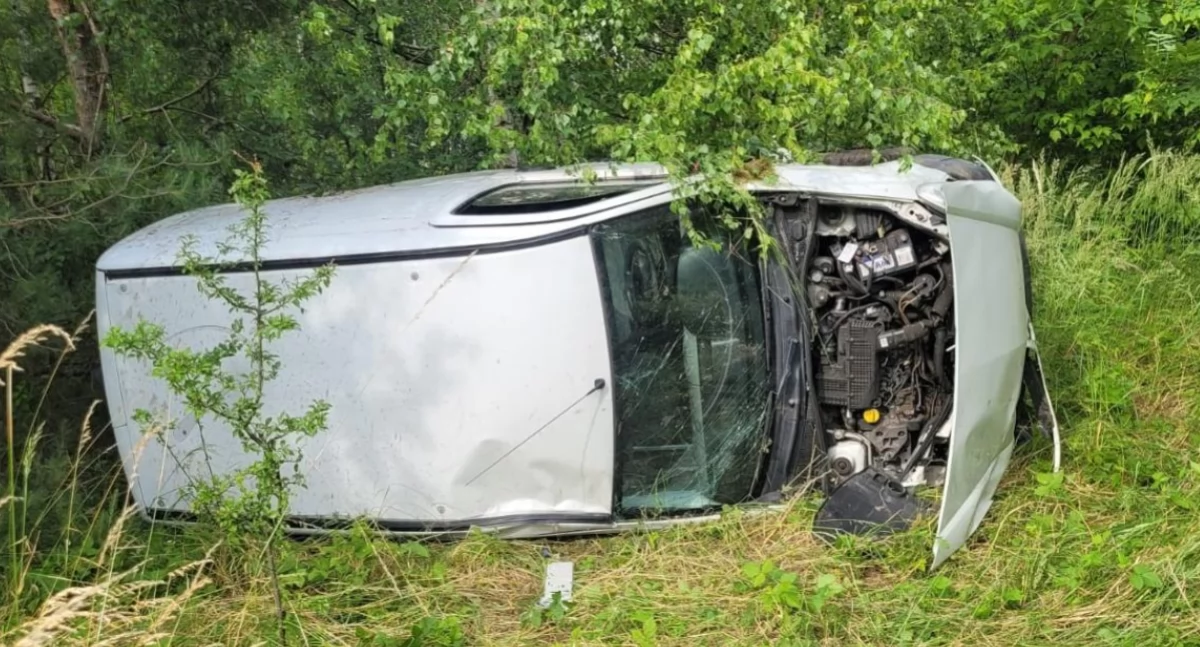 Wypadek drogowy na DK92 w Kościelcu. Jedna osoba trafiła do szpitala
