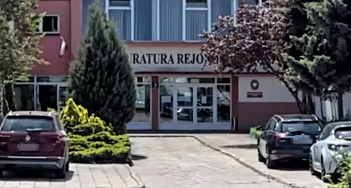 Dramat w gminie Kramsk. Ojciec zaatakował syna nożem 