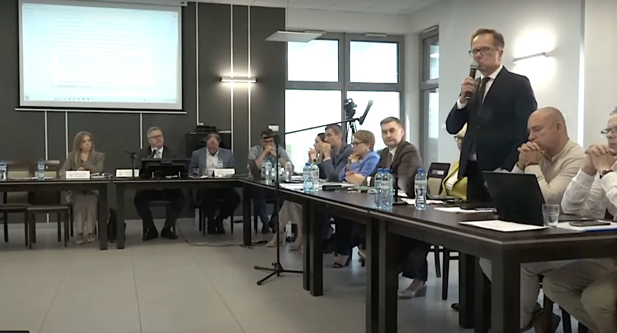 „Władza do zmiany - mieszkańcy Ślesina chcą odwołać burmistrza i całą Radę!”