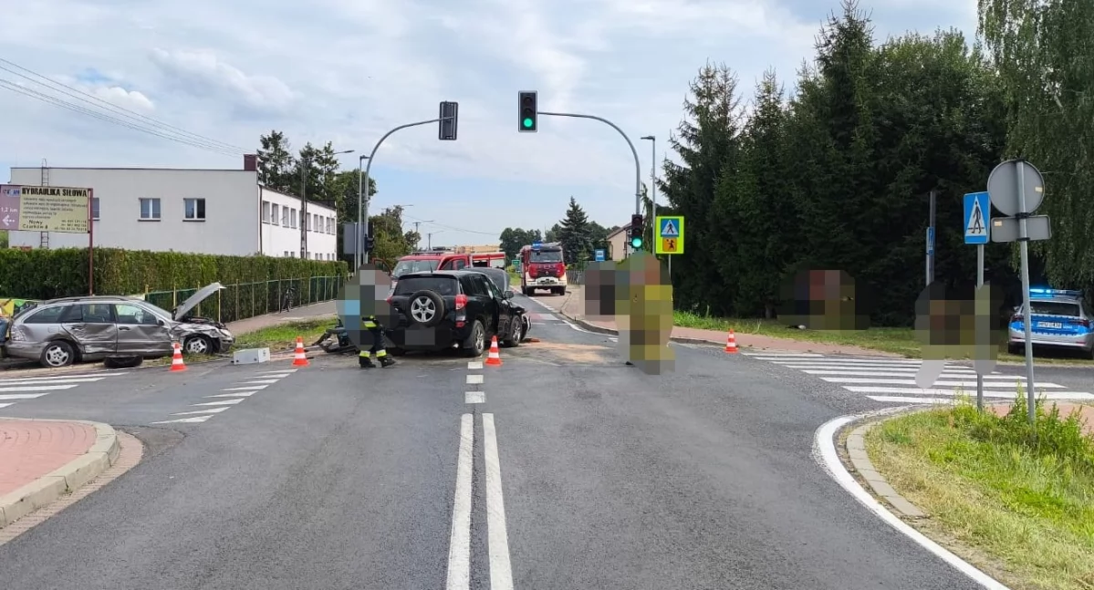 Wypadek w Patrzykowie, droga całkowicie zablokowana